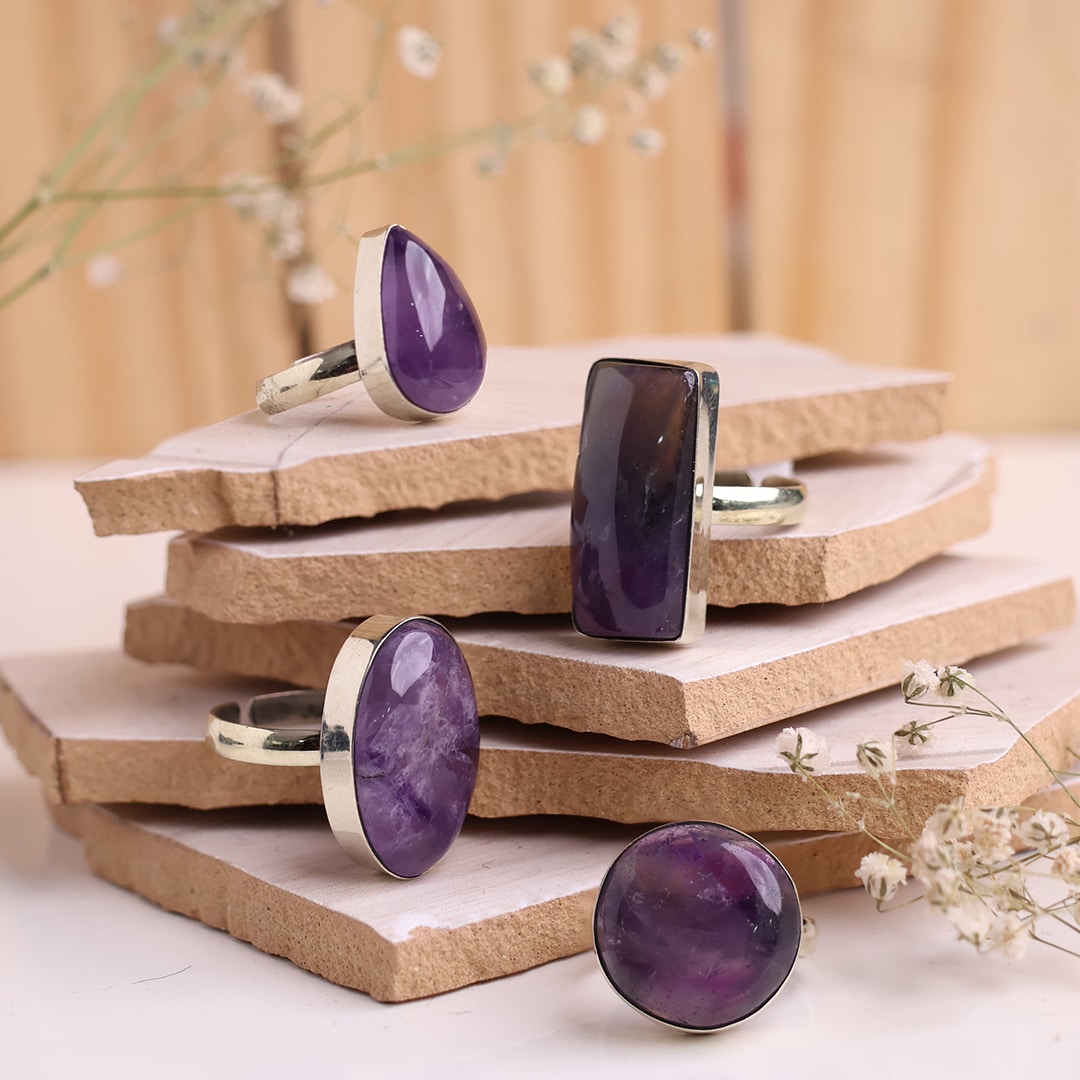 Amethyst — Gemstones by Laxmi Gold Palace, Kolkata